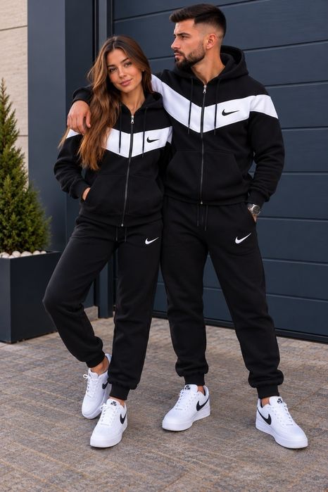 Trening vătuit unisex la oferta