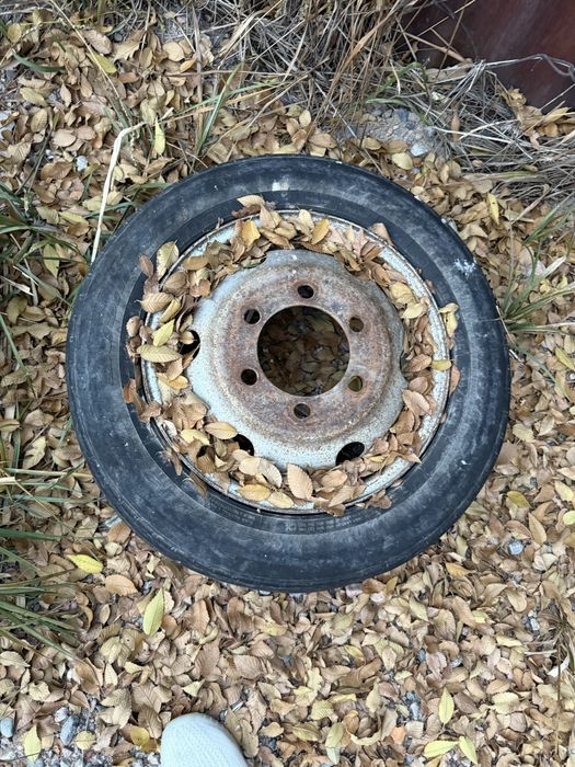 Продам 3 колеса на газель