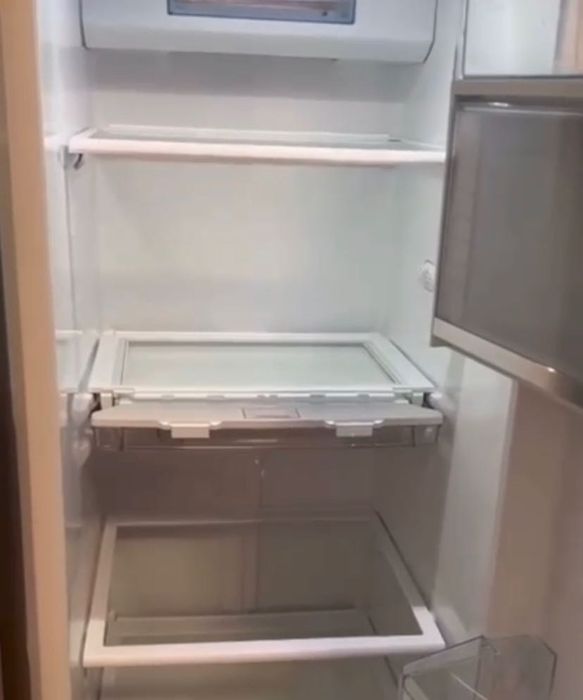 Холодильник рабочий, без дефектов