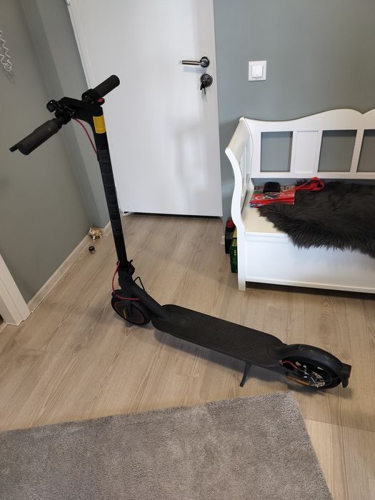 Trotinetă XAOMI cu garanție autonomie  45 km