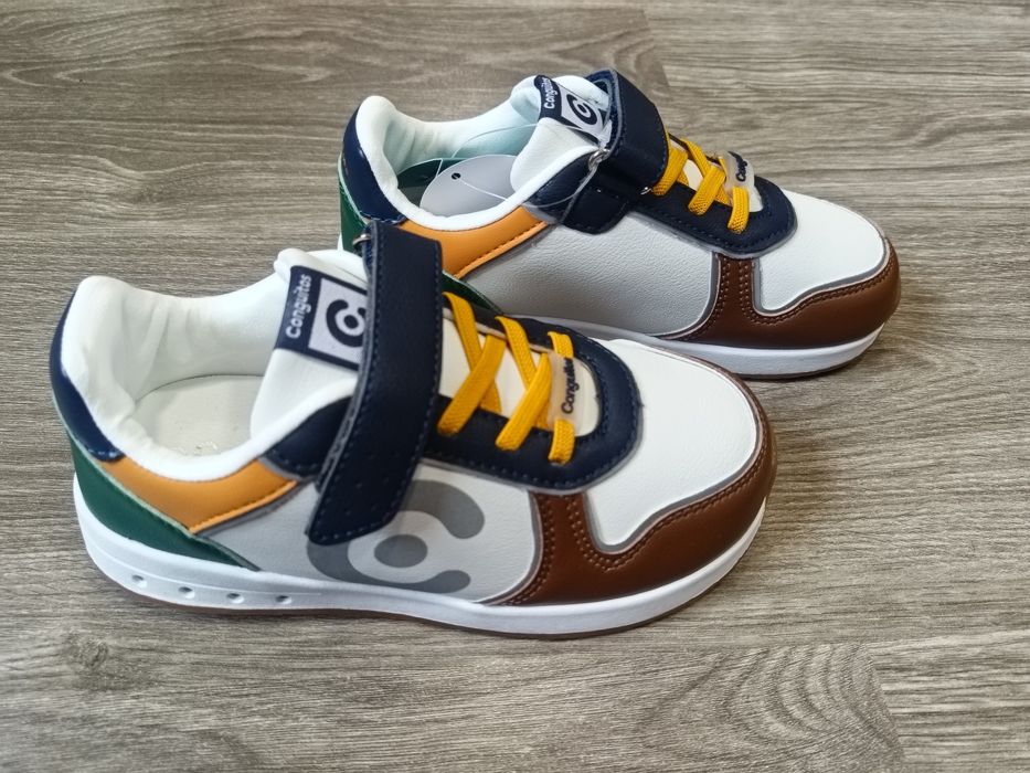 Нови детски боси светещи маратонки