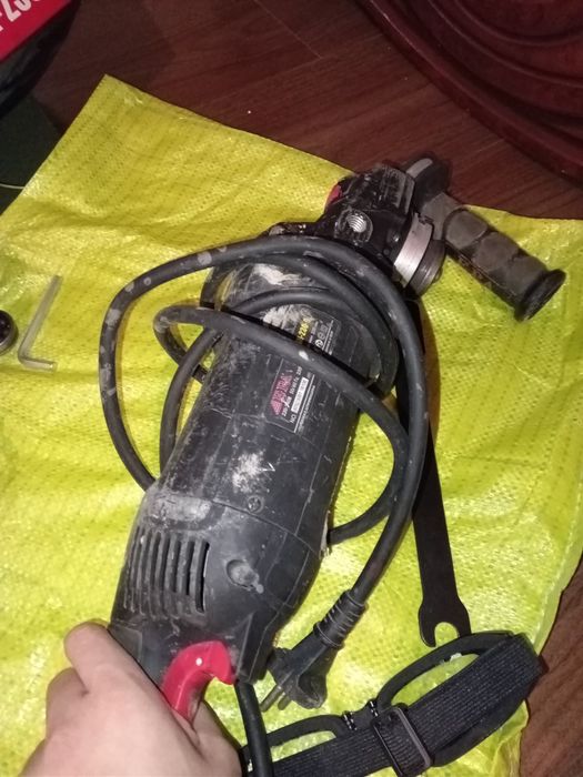 EPA EMSH-230-9
230 mm | 2300 W
Profession