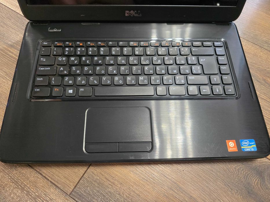 Лаптоп Dell Inspiron 3520, Intel i3-2328, 8GB RAM, SSD, Windows 10