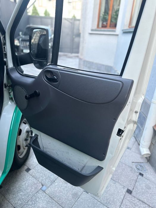 Ford Tranzit в хорошем состоянии