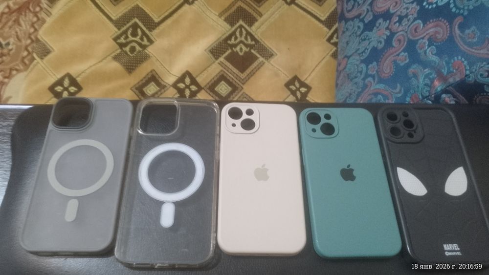 Продам чехлы на телефон