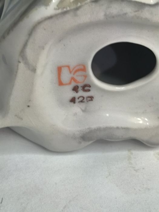 Руска порцеланова статуетка