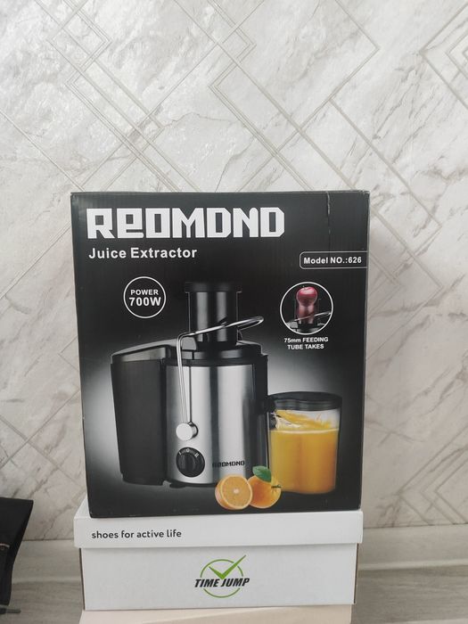 Соковыжималка Redmond
