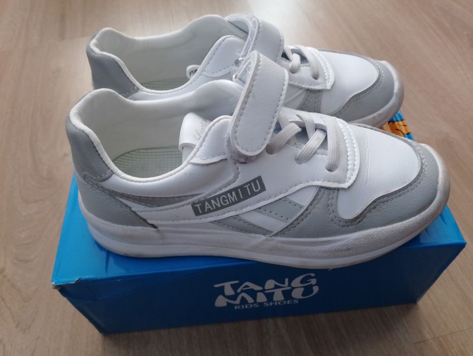 Детски обувки номер 33