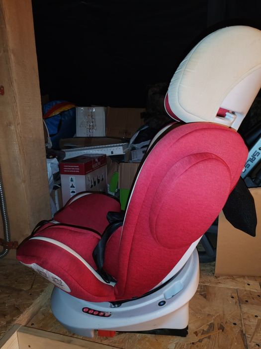 Scaun auto copil rotativ