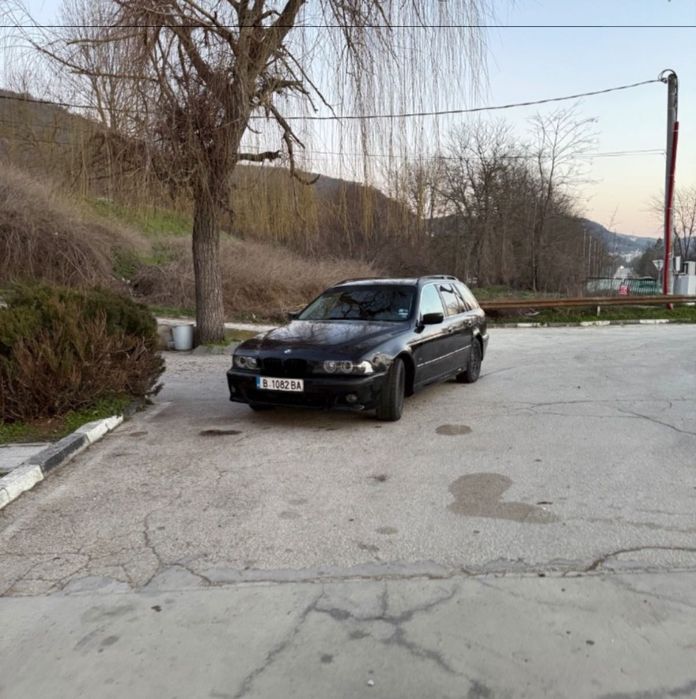 BMW e39 523i -1000€