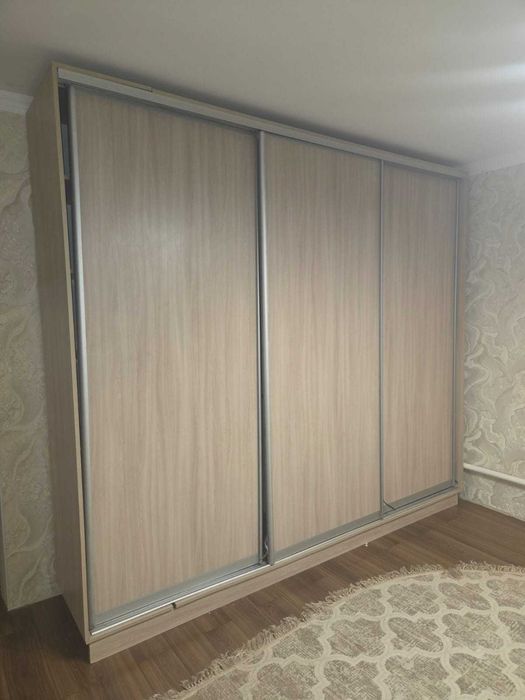 срочно шкаф продам купе