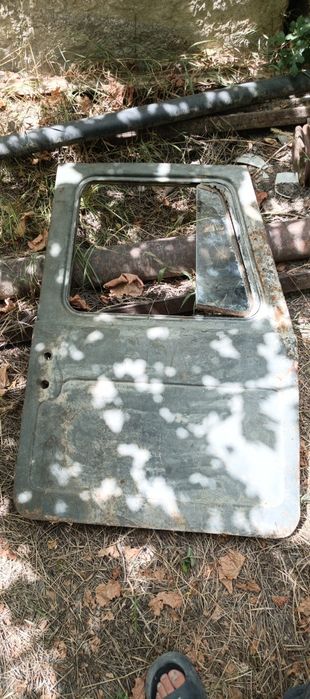 Gaz66 ong taraf eshigi
