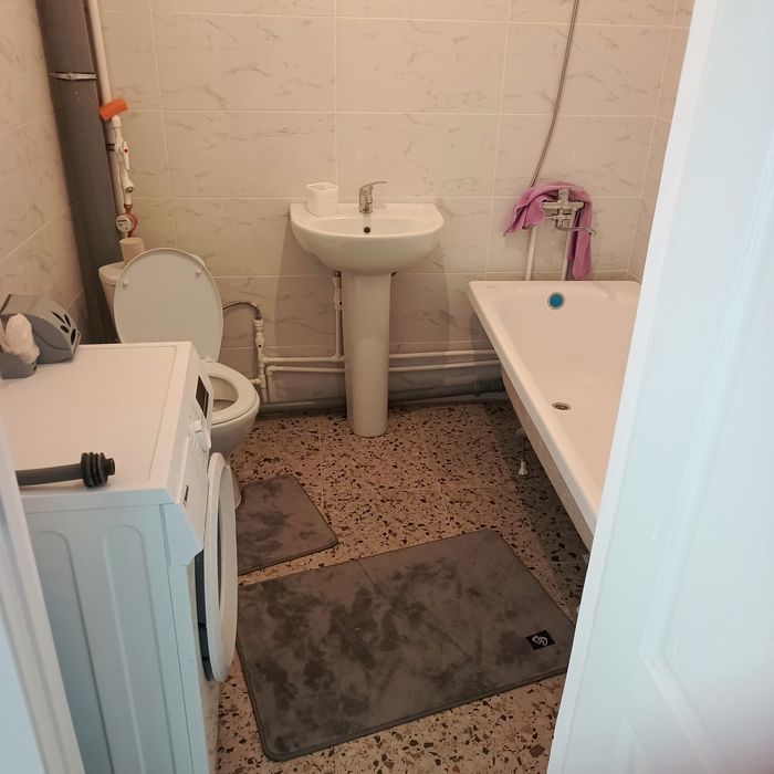 Сдам 1ком кв  ост Мед колледж