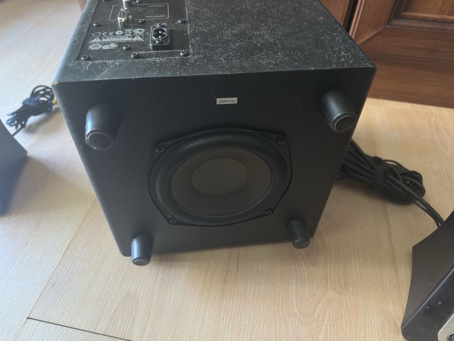 PS4 Pro 1 tb SSD + Logitech audio