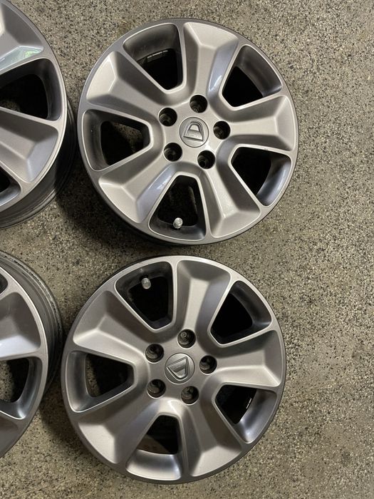 Джанти DACIA 16” 5x114,3 оригинални ПЕРФЕКТНИ!