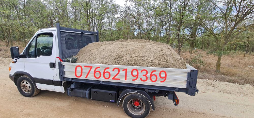 Nisip , balastru etc.