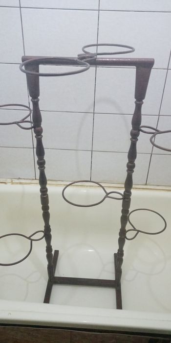 Подставка для цветов