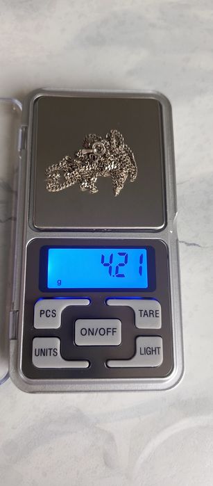 Продам серебряную цепочку.