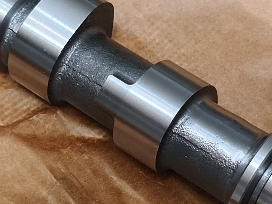 4D56 .Распредвал