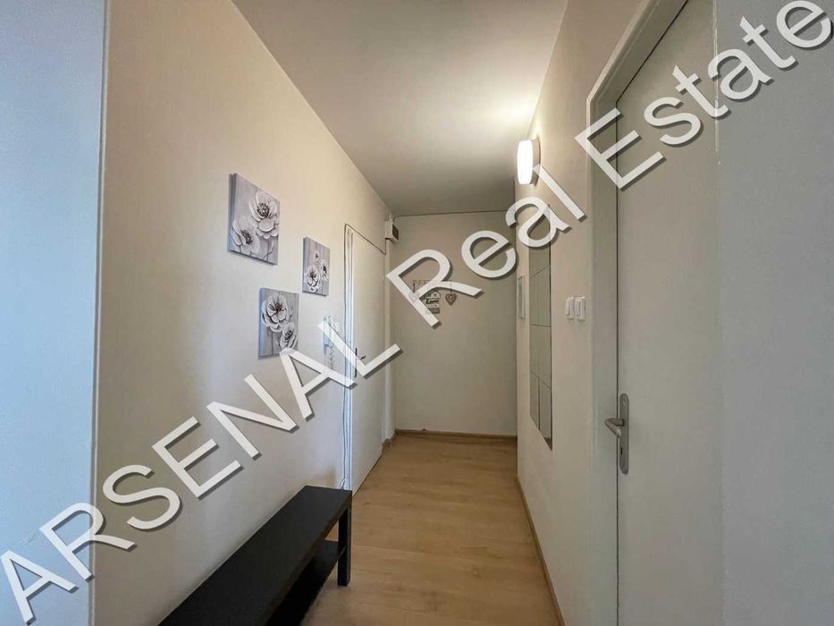 Дава се под наем Тристаен апартамент в София, Лозенец - 106 кв.м за 650 € - Снимка #1