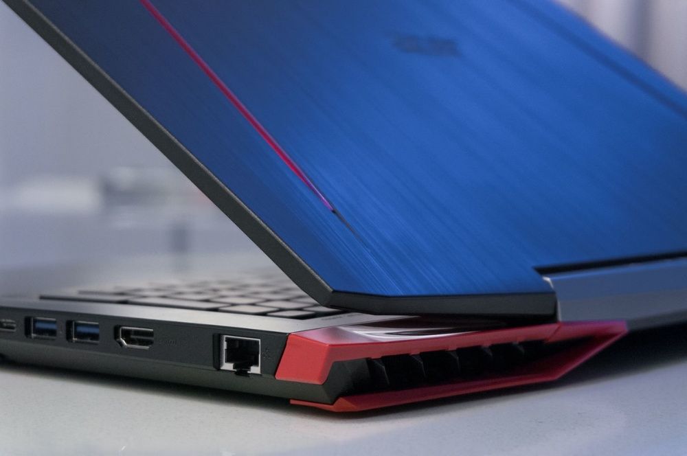 Aspire VX5-591G ® (Core i5-7300HQ, 8GB DDR 4, HDD 1TB, GTX 1050 4GB)