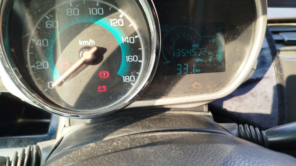 Спарк 2019 йил декабр ойи сотилади яхши ҳолатда