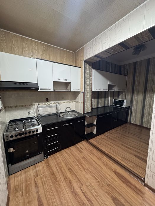 Озими уйим сотилади 2 хонали ипотека бор Коракамиш 2/4