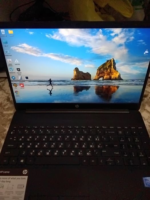 Laptop Hp sotuvda