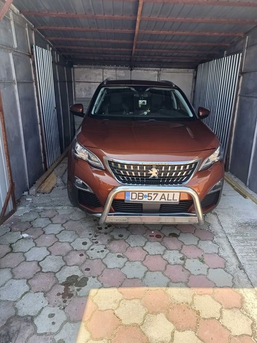 peugeot 3008 model 1.2 an 2018 cutie automata 32000 km. impecabila