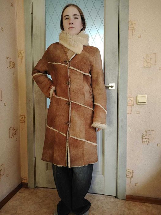 Продам дублёнку женскую