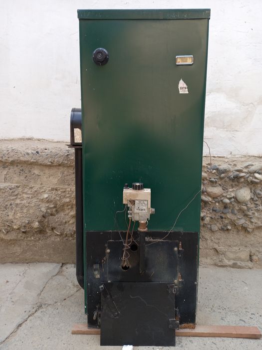 Uy va boshqa binolarni  Isitish qozoni (катёл)