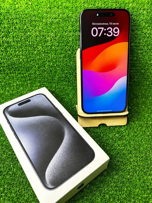 iPhone 15 pro 512 Gb