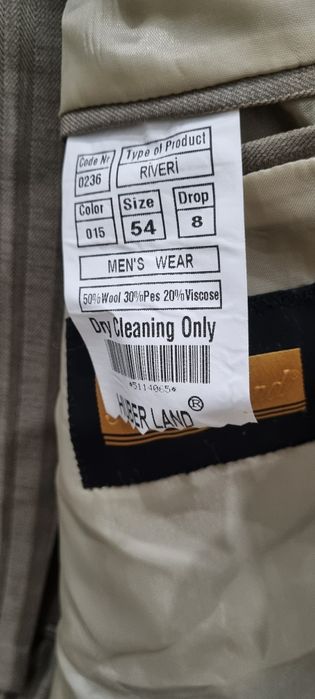 Продам мужской костюм