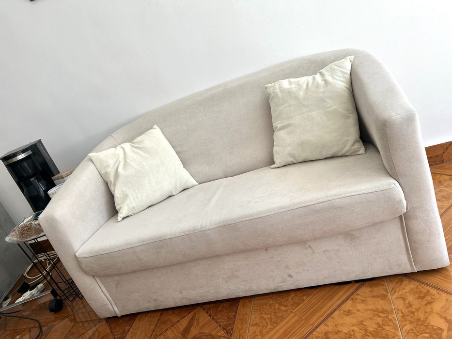 Canapea crem 2 persoane