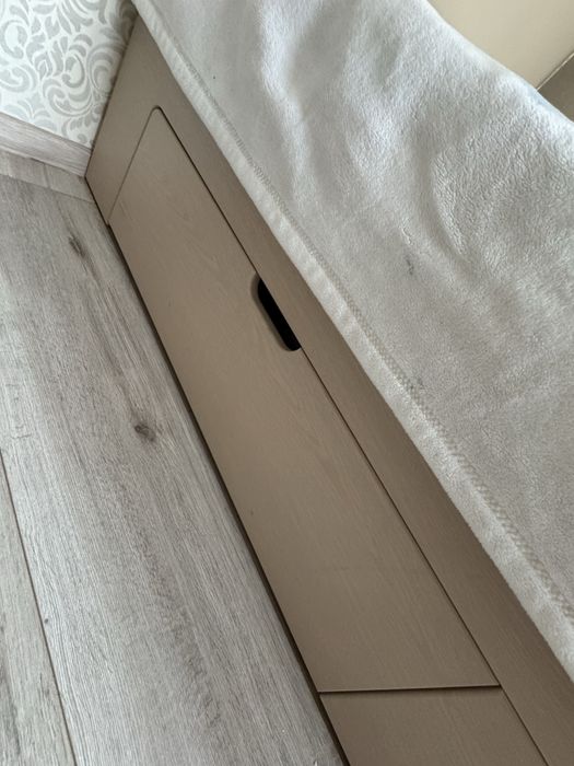 Продаю кровать 200:120