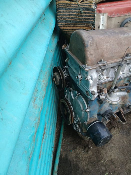 ДВС ваз 2106 в рабочем состояние