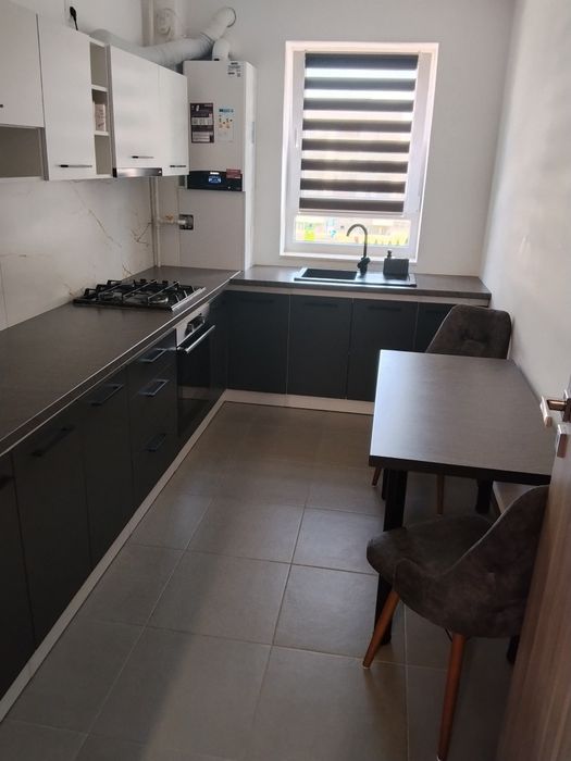 De vânzare apartament doua camere MAURER