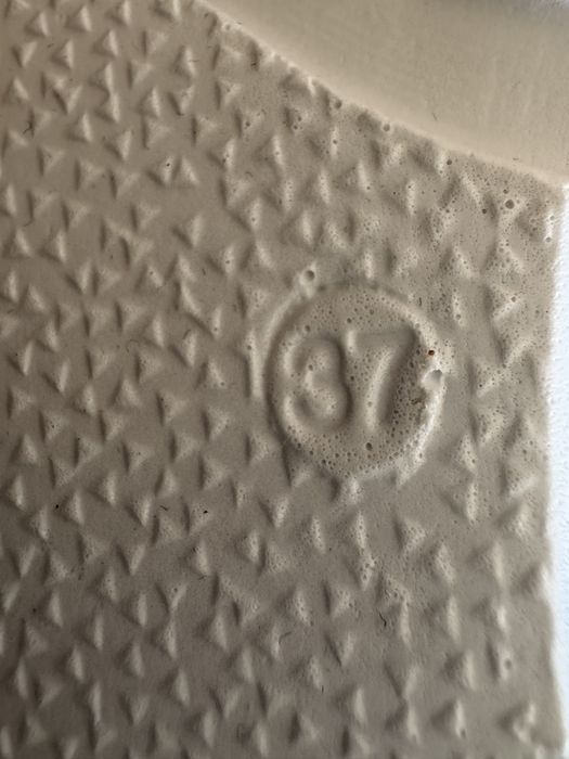 Продам кроссовки .