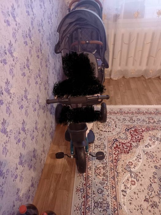 Трехколесный велосипед