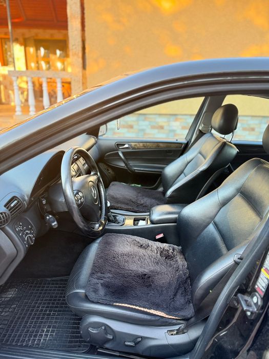 Vând Mercedes Avantgarde C220