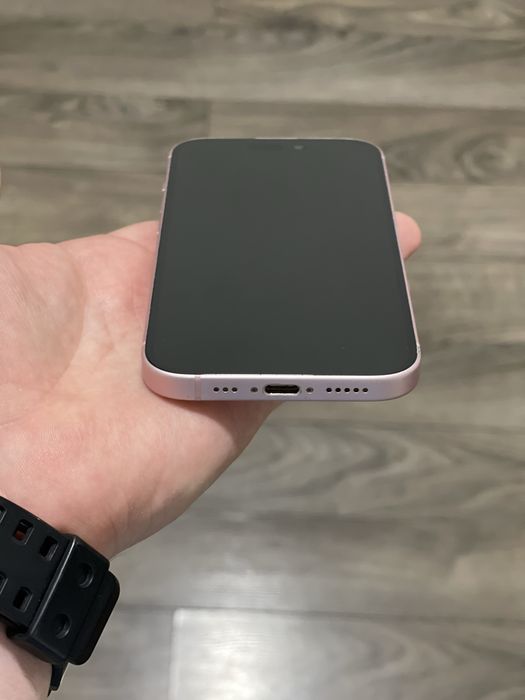 Iphone 15  / 128 GB / Roz