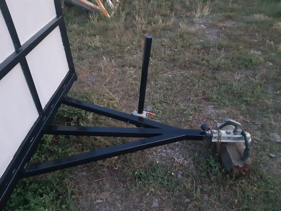 Продам  2  прицепа