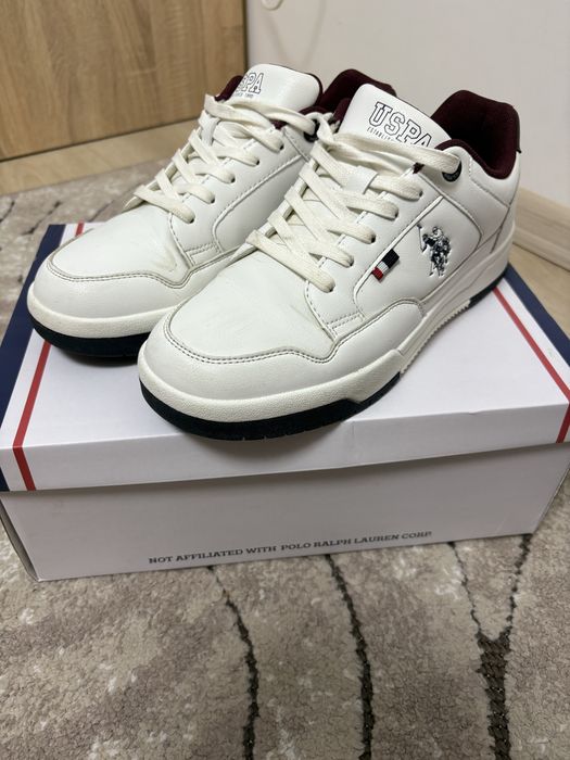 Adidasi U. S. Polo Assn. Alb