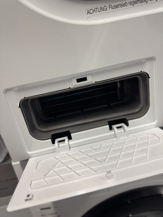 Uscător de rufe cu pompa de caldura Midea MD11EH70BD