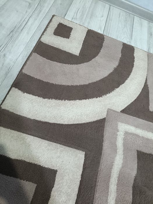 Ковровая дорожка.