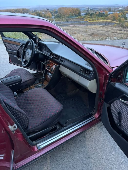 Mercedes-Benz 300E 3.0 Автомат
