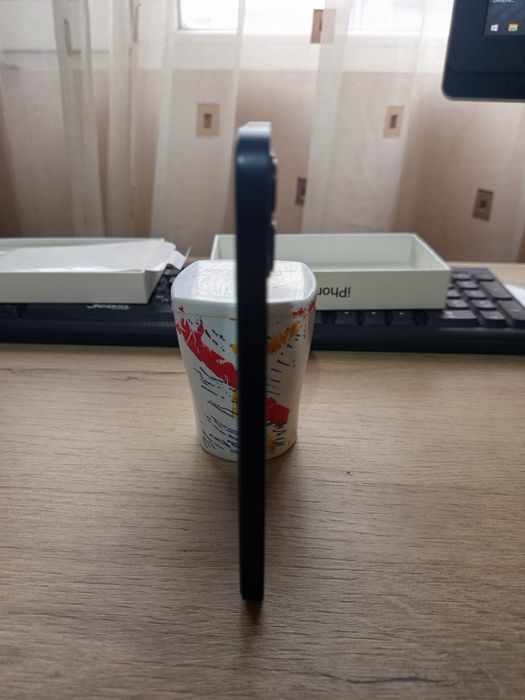 iphone 12 с кутия!