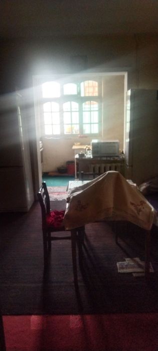 Сергели 5 да уй сотилади