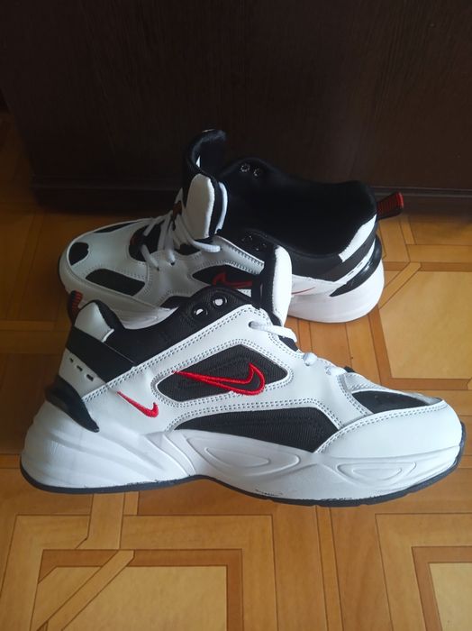 Летние кроссовки