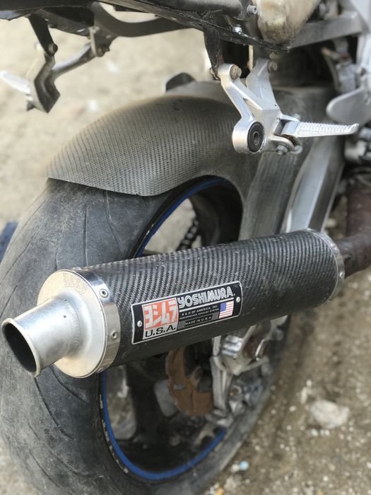 Vând Sau Schimb Yamaha YZF750R Defectă!